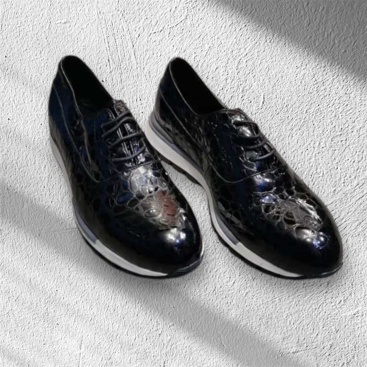 Chaussures Baskets en cuir Noir