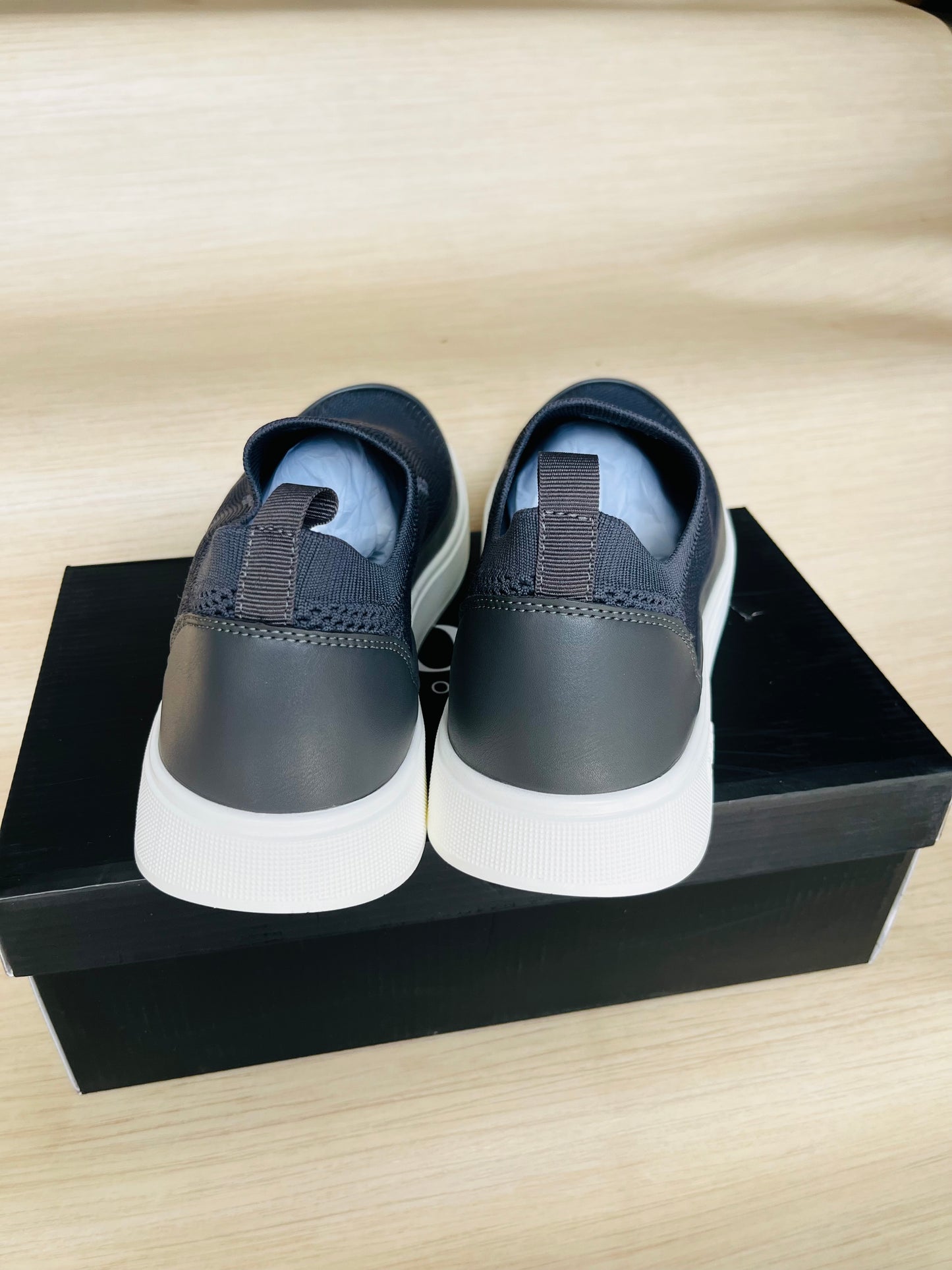 Chaussures Orthopédiques Style Boss Gris sans lacet- Confort et Élégance au Quotidien