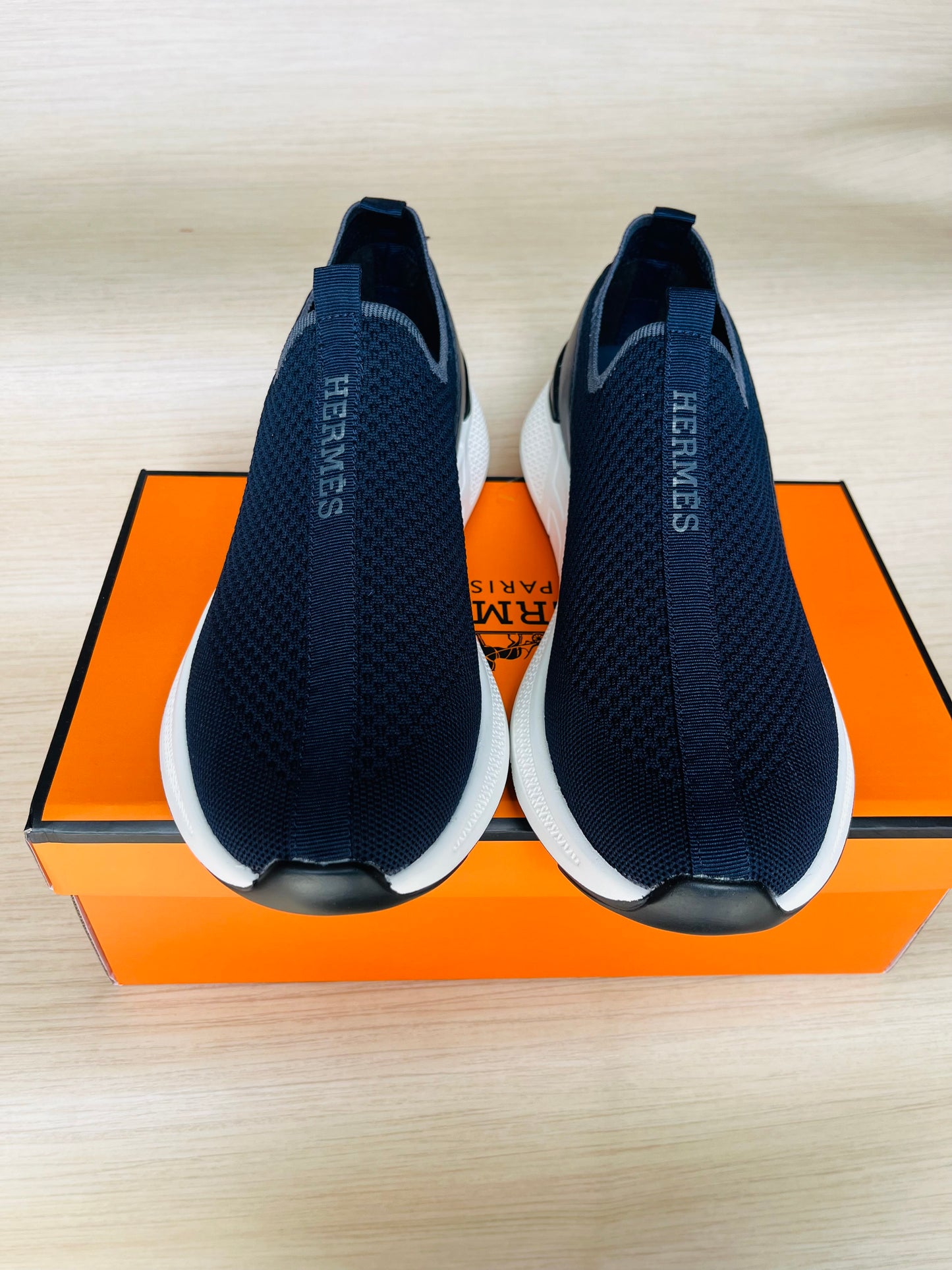 Chaussures Orthopédiques Style Hermès Bleu- Confort et Élégance au Quotidien