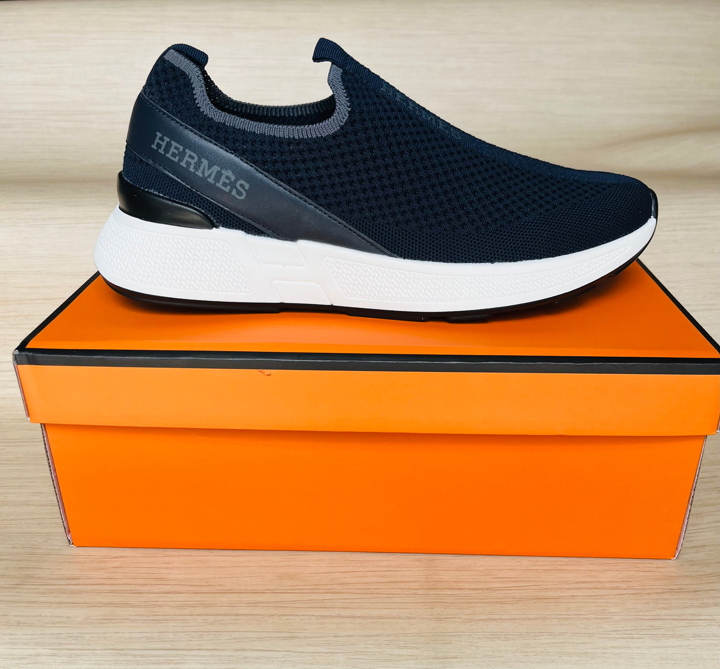 Chaussures Orthopédiques Style Hermès Bleu- Confort et Élégance au Quotidien